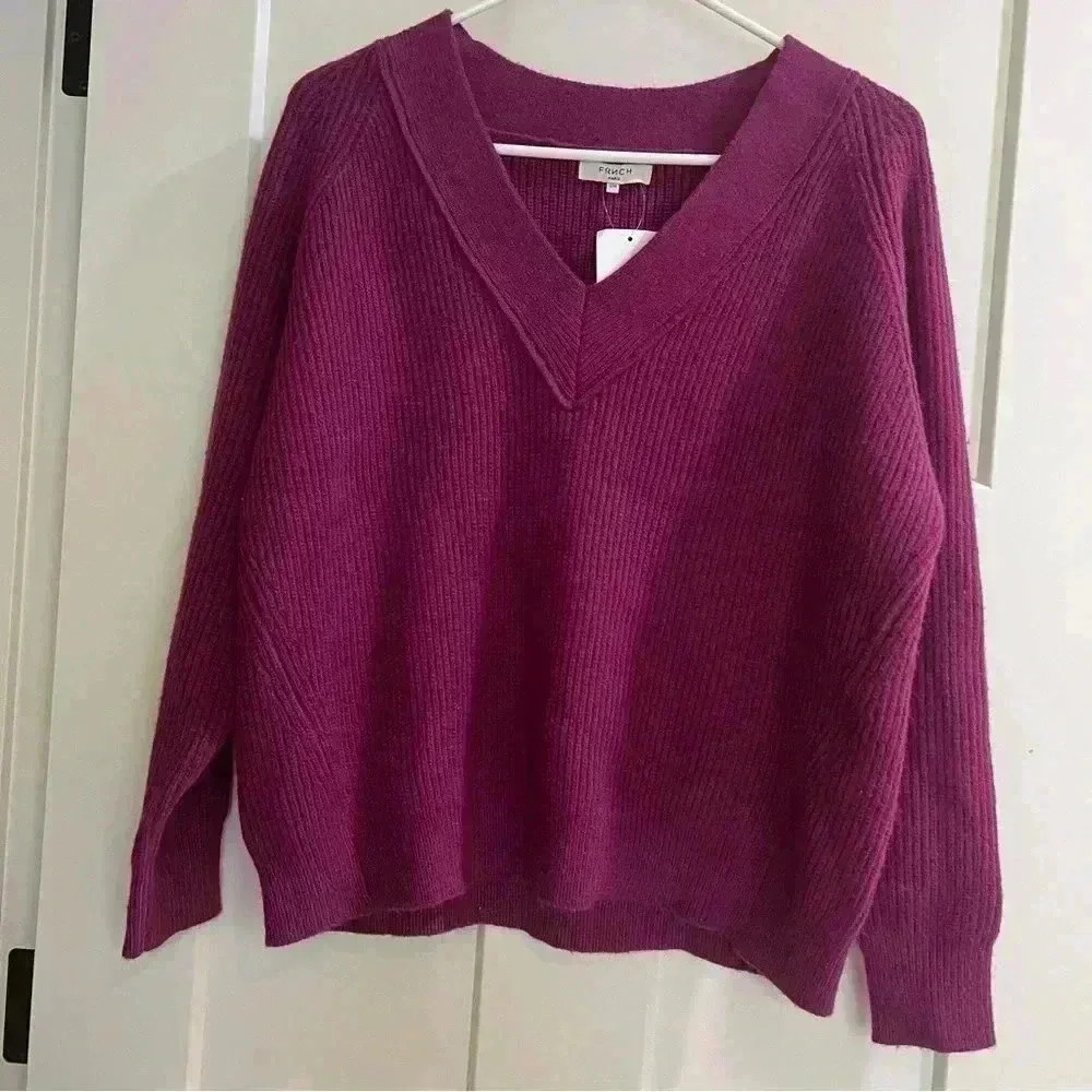 WOMENS FRENCH Paris RAGLAN SLEEVE V-NECK SWEATER, BRIGHT MAGENTA Size S/M